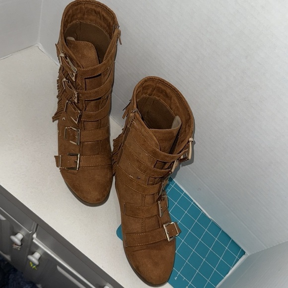 Fringe Buckle Suede Boots - Brown - Picture 3 of 14